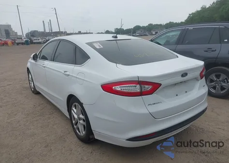 2016 Ford Fusion Se z USA, uszkodzony, nr VIN 1FA6P0H73G5132096